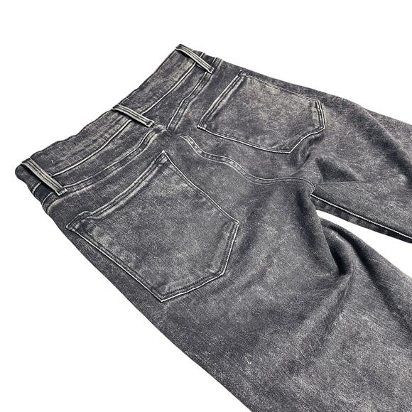 FRAME Le High Straight Raw Edge Jeans in Rockstar Acid-Washed Black Size 26 - Picture 6 of 9